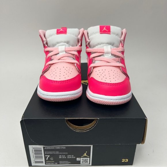Nike Air Jordan 1 Retro Mid TD “Barbie/Fierce Pink” 2023 - Picture 2 of 4